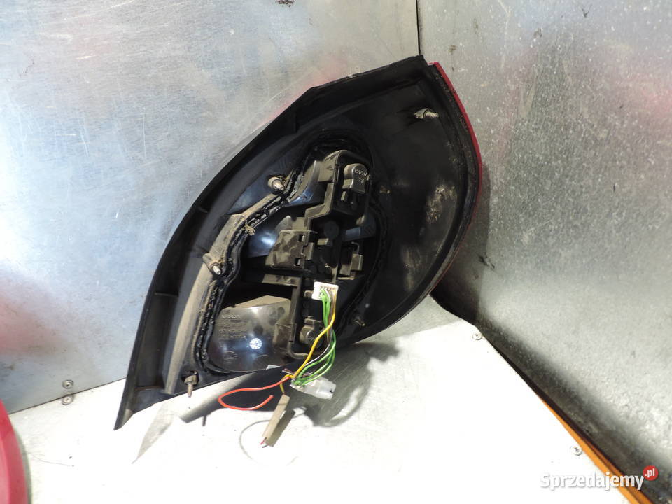 NISSAN ALMERA N16 LIFT LAMPA LEWY TYŁ TYLNA Lampy tylne