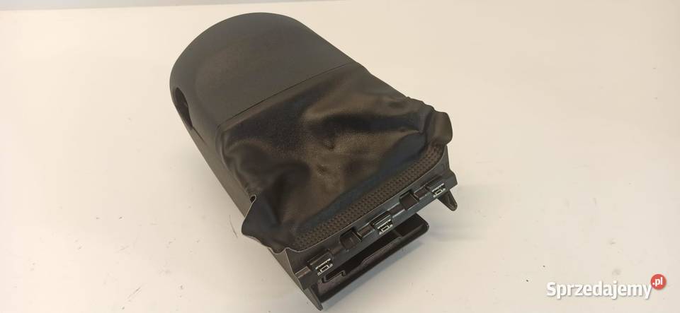 VW TAYRON OSŁONA KOLUMNY KIEROWNICZEJ 571858559A osobowe dolnośląskie