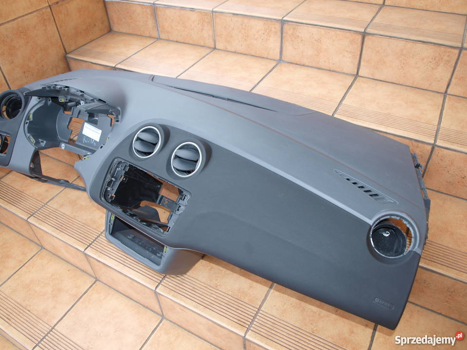 Seat ibiza konsola deska rozdzielcza 2008 2016r deski rozdzielcze, konsole Kalisz