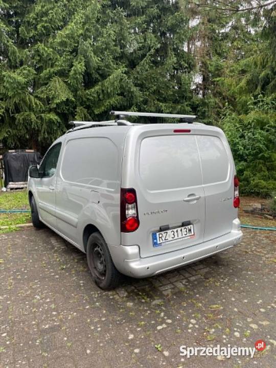 Peugeot partner salon Polska 16 benzynagaz 98KM