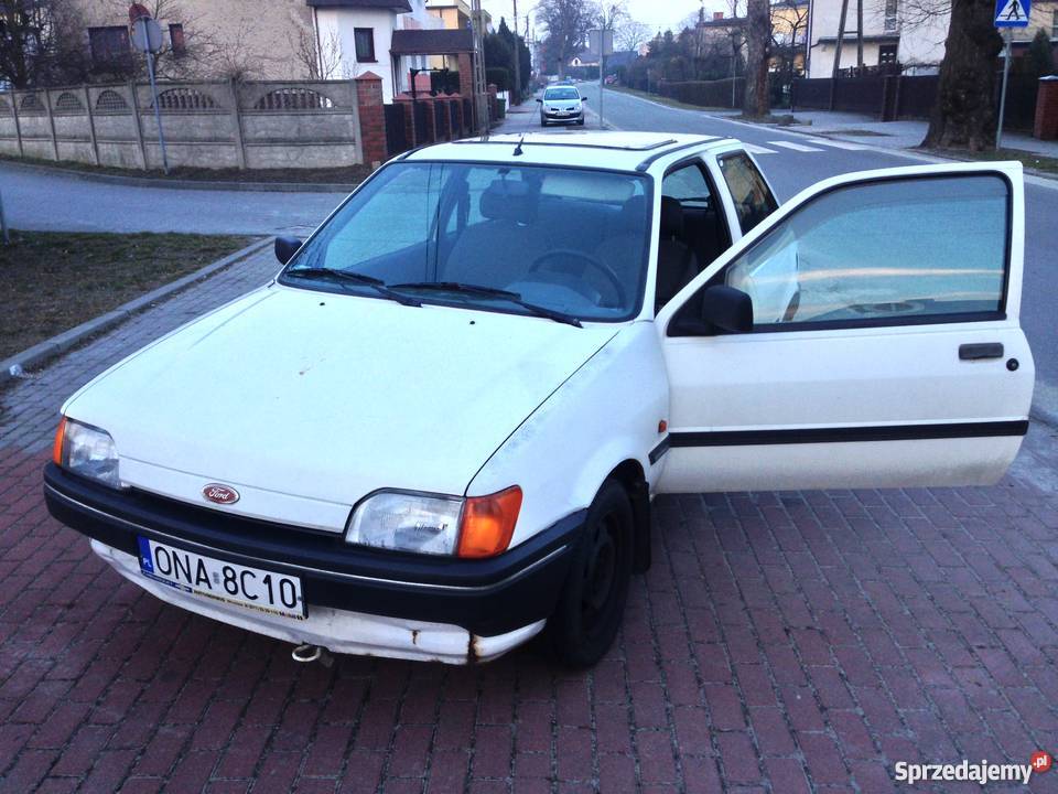 OKAZJA Ford Fiesta TANIE OC 6l100 sprowadzony Namysłów