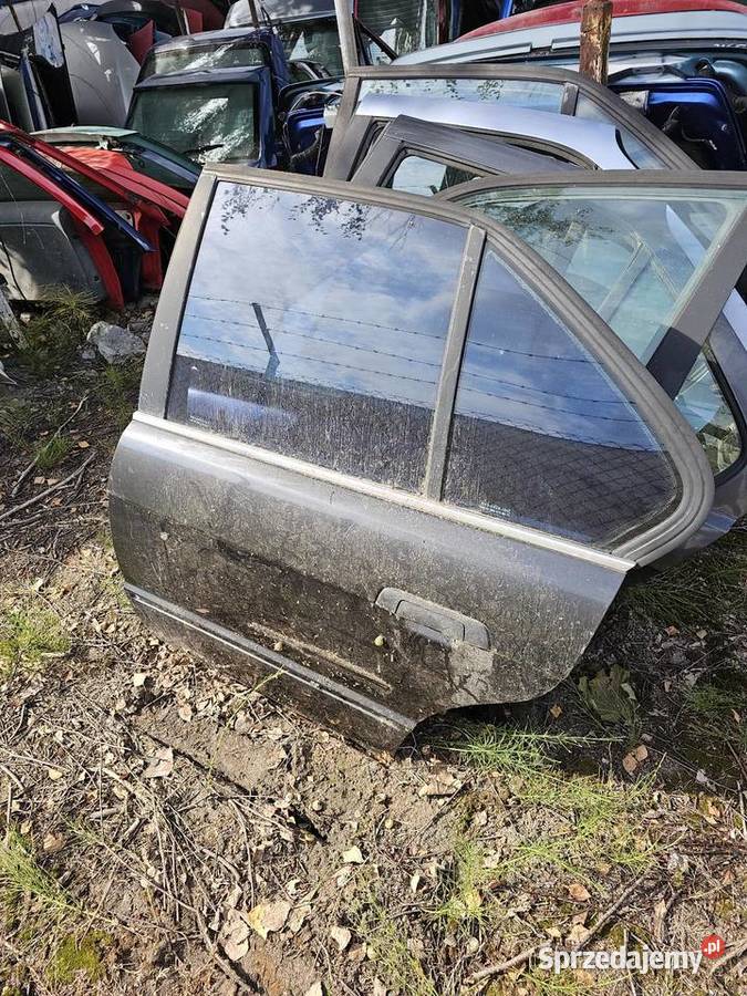 Drzwi lewy tył bmw e34