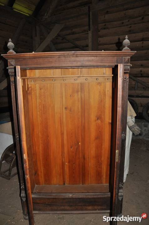 Szafa poniemiecka Mrągowo