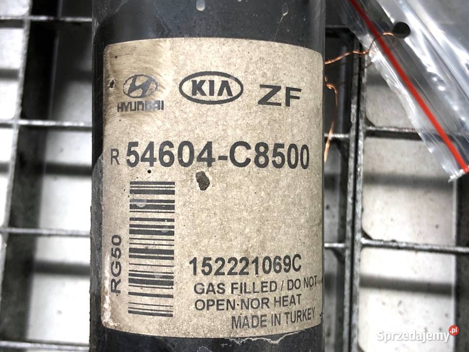 AMORTYZATOR PRAWY PRZÓD ZE SPRĘŻYNĄ HYUNDAI i20