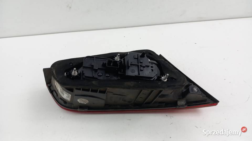 AUDI A3 8V LIFT SPORTBACK LAMPA TYŁ PRAWA W Zbierkowo