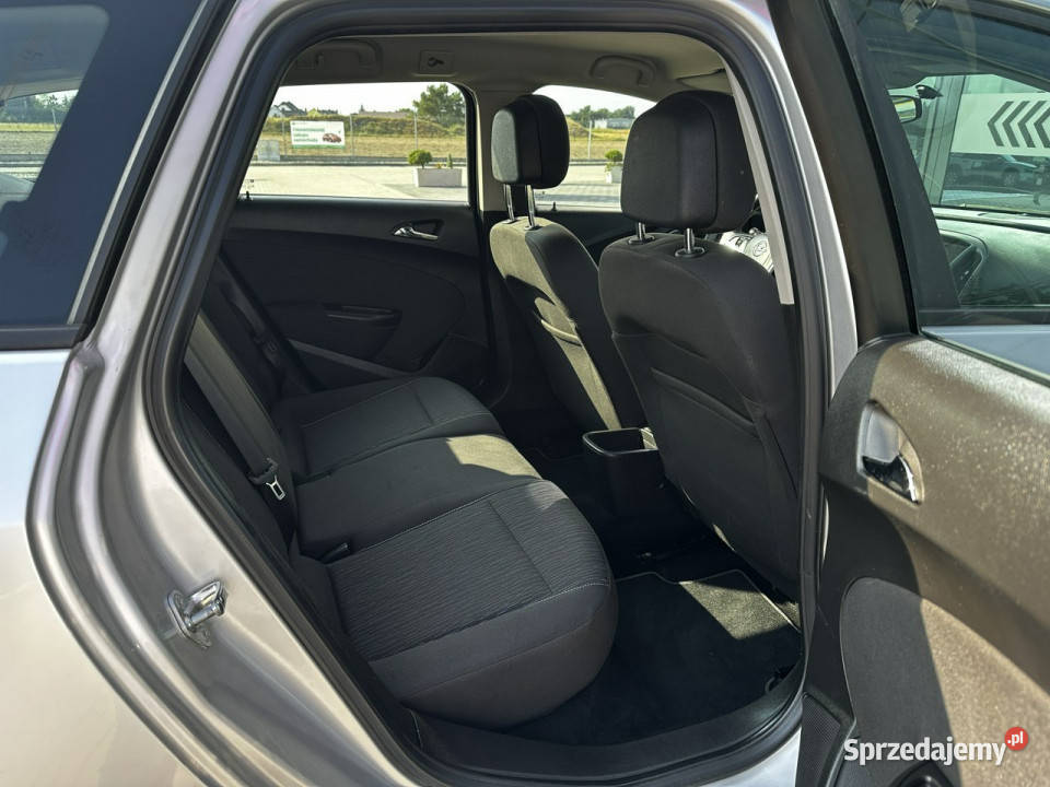 Opel Astra 2 kplkół Nawigacja LED Klimatyzacja serwisowany w ASO Opel