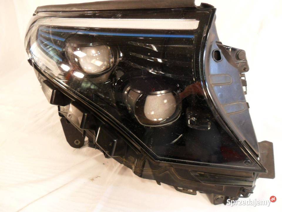 Reflektor Przód strona prawa MercedesBenz EQC wielkopolskie