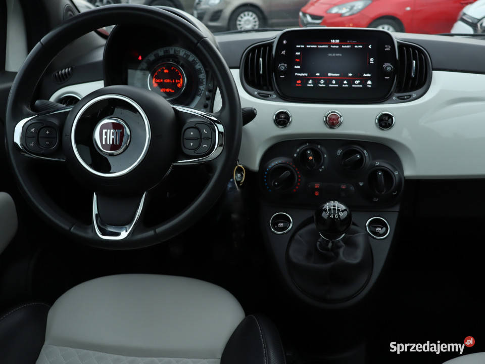 Fiat 500 10 mildhybrid gniazdo USB Katowice
