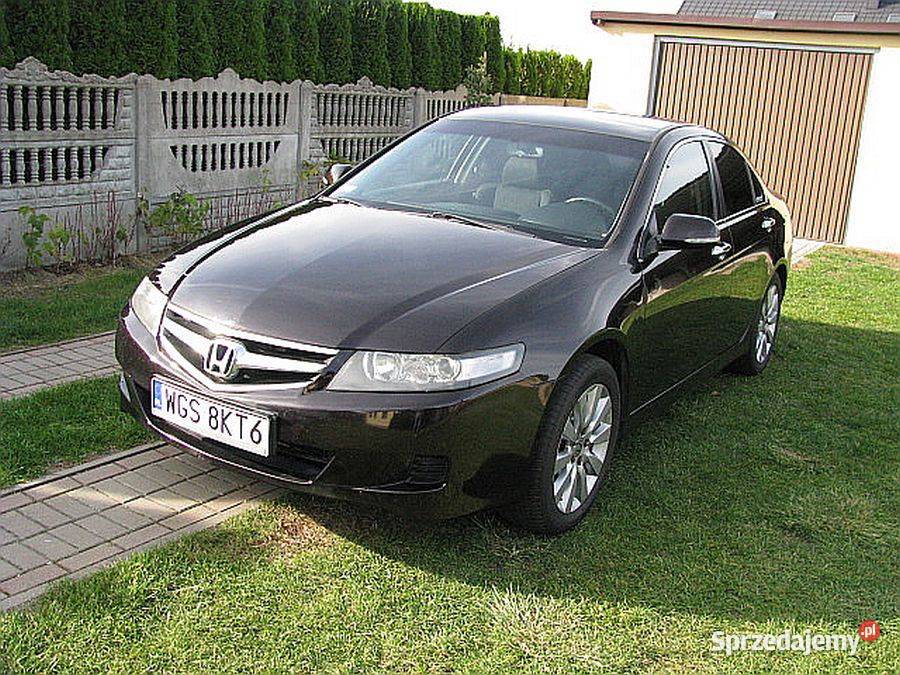 ## Fajna Honda Accord 2,0 Gaz, klima, parktronik plus koła zimowe gratis###