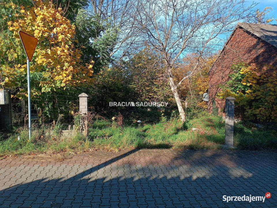 Działkę sprzedam 503m2 Kraków Monterska Nieruchomości