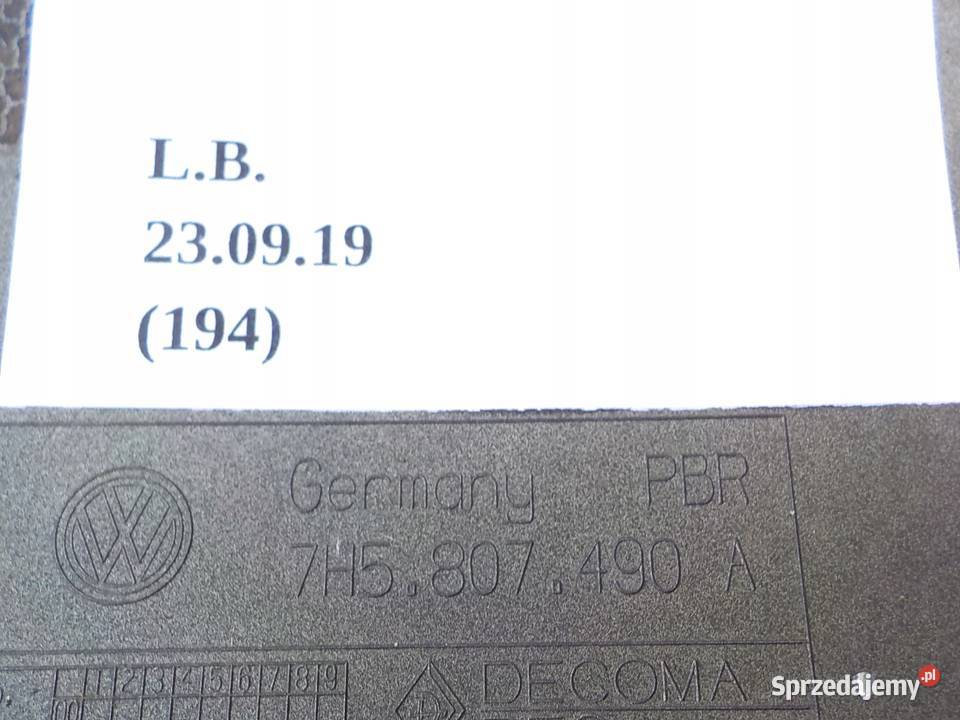 KRATKA ZAŚLEPKA PRAWY PRZÓD VOLKSWAGEN T5 osobowe Nowy Tomyśl