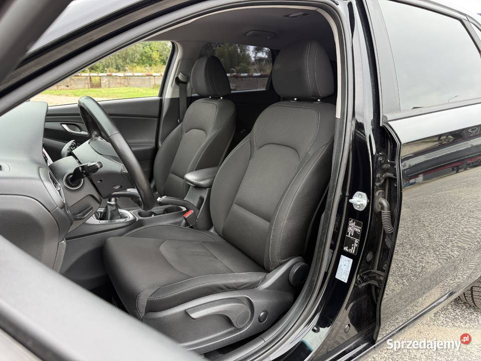 Hyundai i30 14 BENZYNA Klimatronik Nawigacja ESP i30 Konin