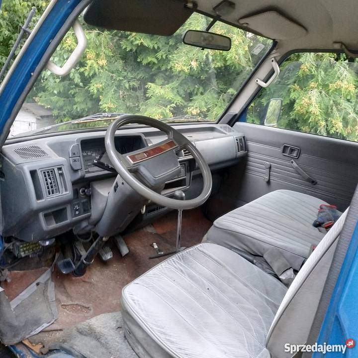 Mazda e2000 9osobowa wersja large hak Pabianice