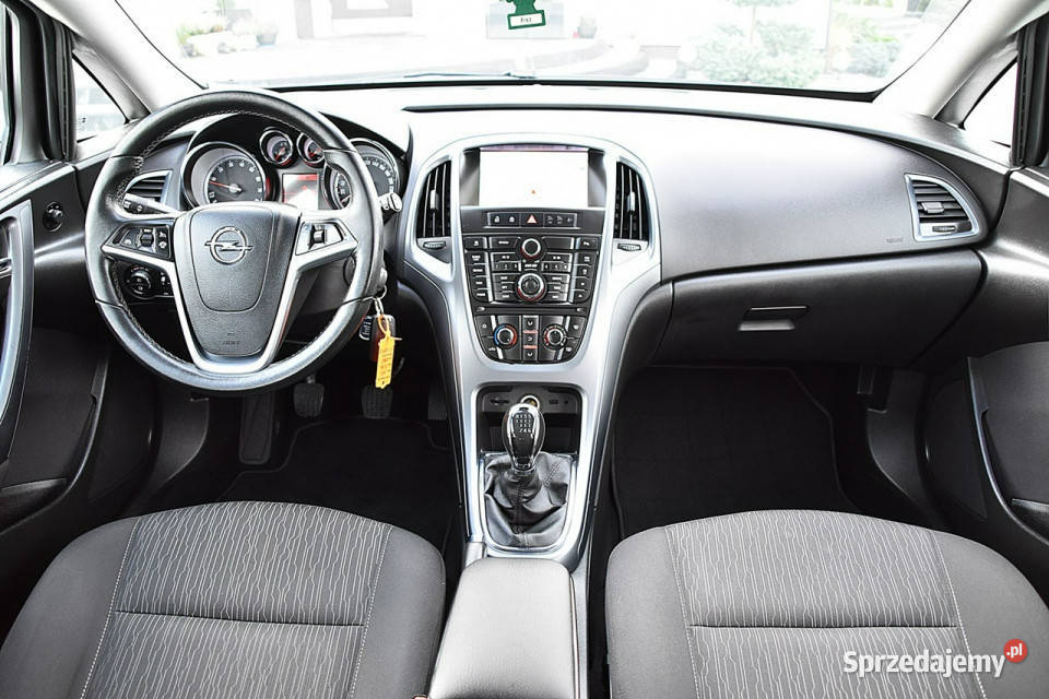Opel Astra 14T 120 Alu Klima Navi Gwarancja J