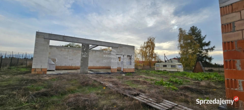 Dom z potencjałem na sprzedaż Sprzedaż Janówek