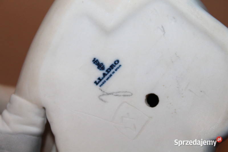 Figurka dziewczynki z kwiatem Lladro 268 Sklep Szczecin sprzedam