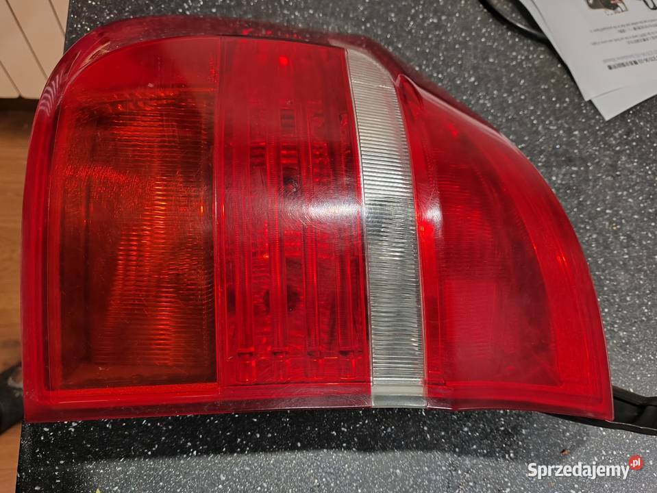 Lampa tylna lewa BMW x5 e70 przedlift Gorlice