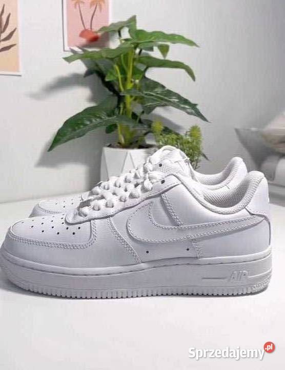 Buty Nike Air Force 1 Low 07 Nike Widawa sprzedam
