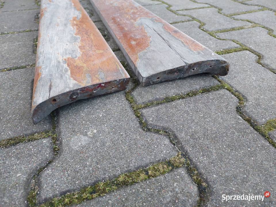 Stare dębowe stopnie zewnętrzne na progi VW Tczew