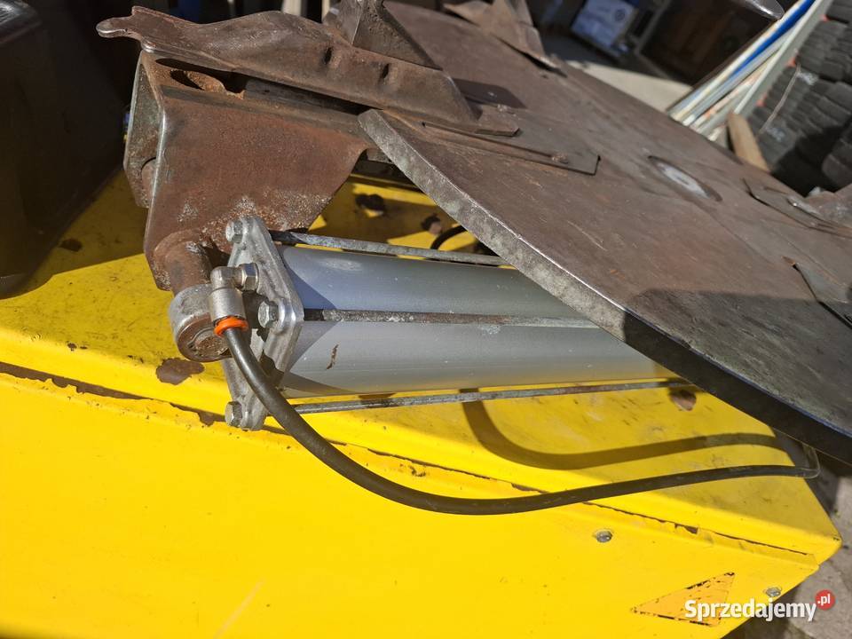 Montażownica do opon osobowych Automatyczna TIP