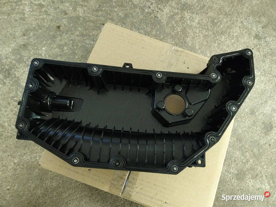 MISKA MISA OLEJOWA OLEJU MERCEDES W205 C220 22 Lubin