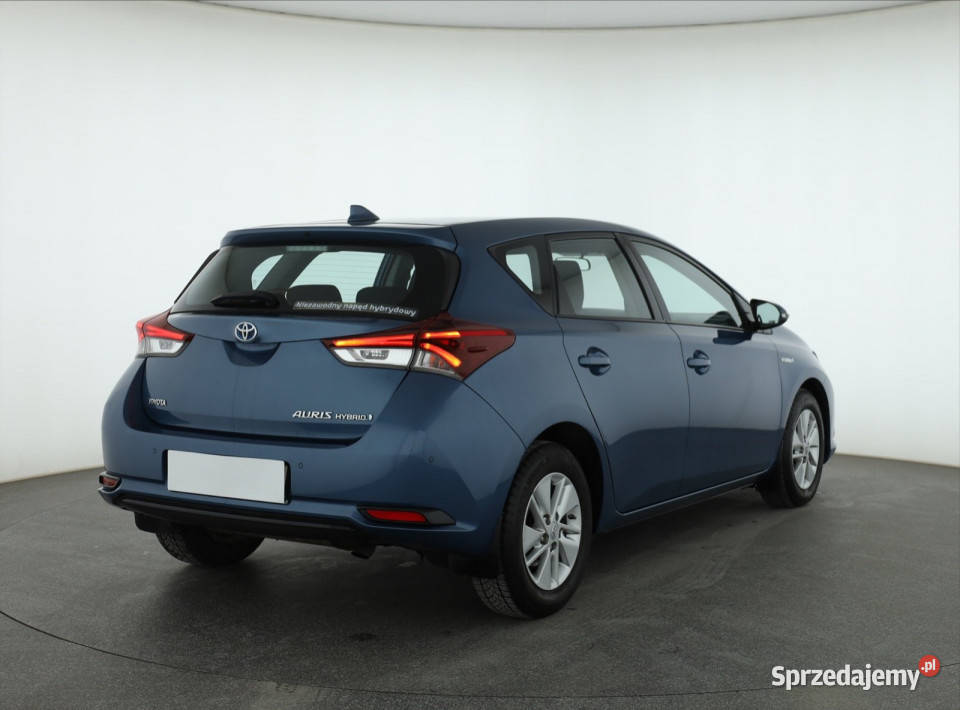 Toyota Auris Hybrid Piaseczno