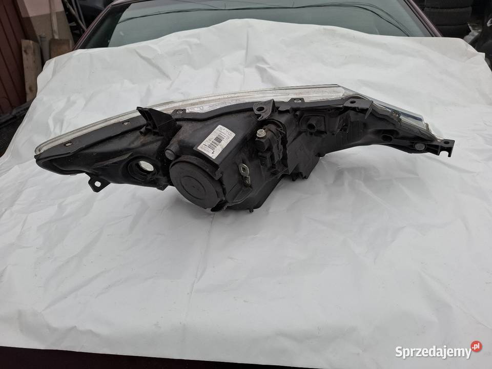 Lampa Przednia Lewa Toyota Auris 2 E18 20122015 Rok produkcji 2015 małopolskie Skawina