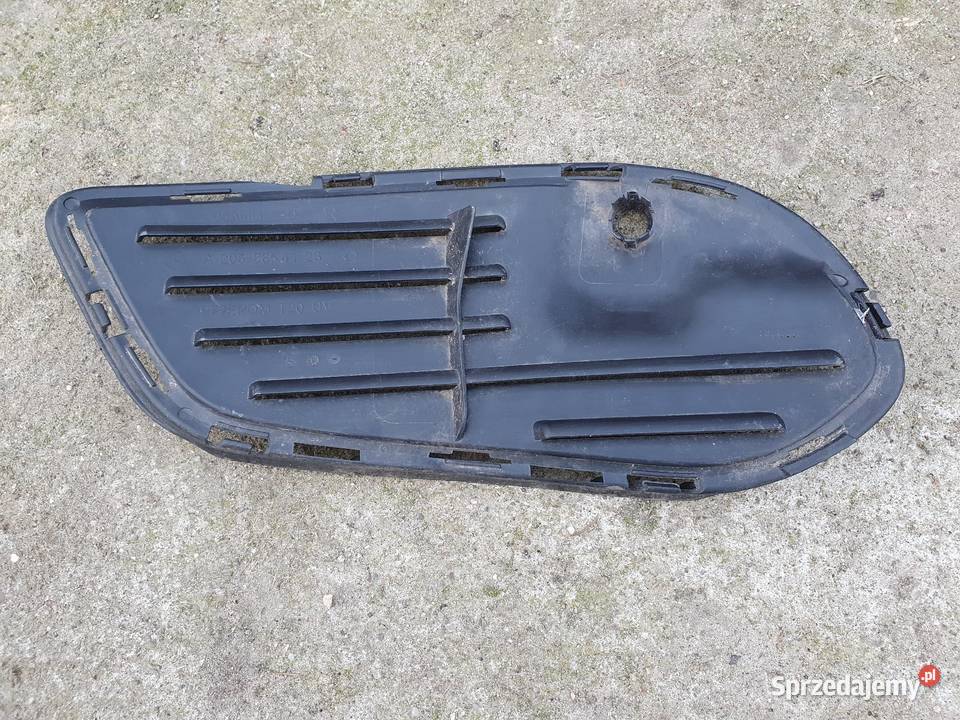 MERCEDES W205 AMG KRATKA PRAWA ZDERZAKA PRZÓD Międzychód