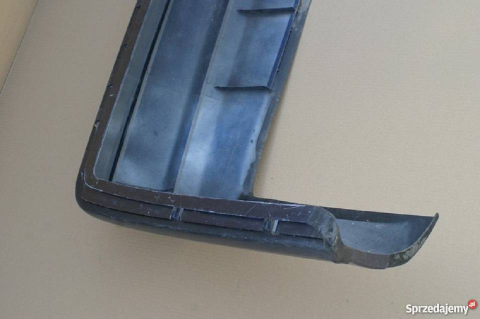 BMW 7 E32 ZDERZAK TYŁ 8694 Bieleń