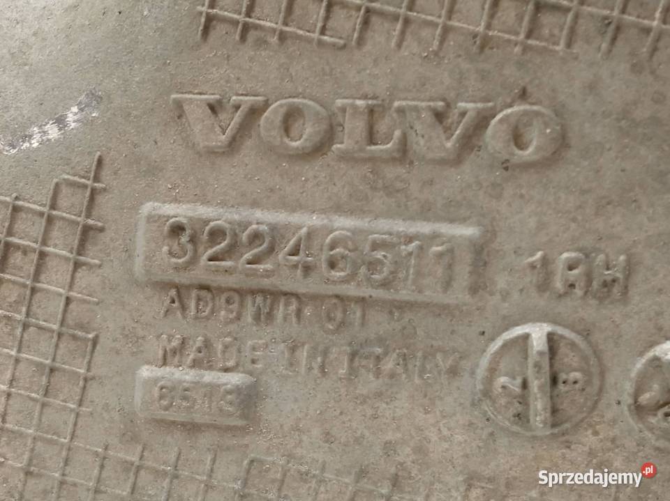 WAHACZ PRAWY TYŁ 32246511 Volvo XC 90 II 2015
