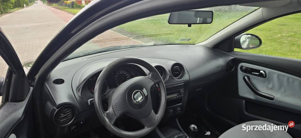 Seat Ibiza 12 benzyna 2003r klimatyzacja TANIO Brześć Kujawski