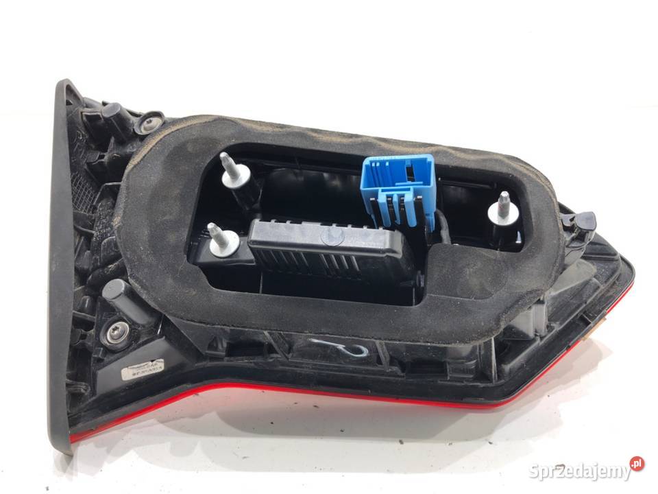 LAMPA PRAWY TYŁ WEWNĘTRZNA VW TROC 2GA945094B