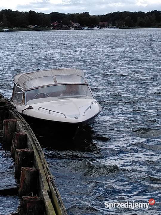 Motorówka do remontu40hp Karsibór