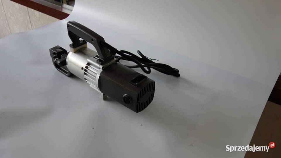 Nożyce hydrauliczne do prętów zbrojeniowych do sprzedam