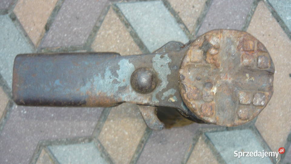 Podnośnik śrubowy lewarek stary Sokółka sprzedam