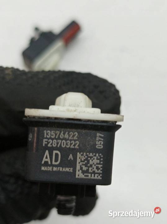 CZUJNIK SENSOR UDERZENIOWY KPL 2 13576422 Opel
