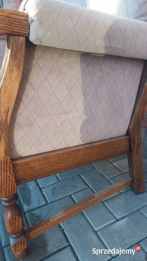 Fotel dębowy rustykalny z welurową tapicerką 732 Gawroniec