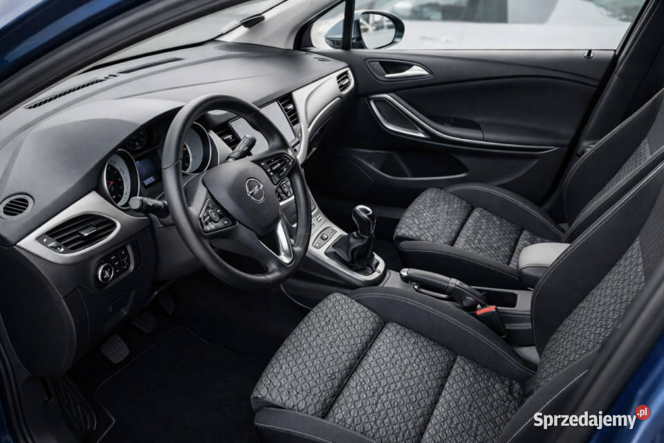 Opel Astra K 20152021 niebieski Sadlno