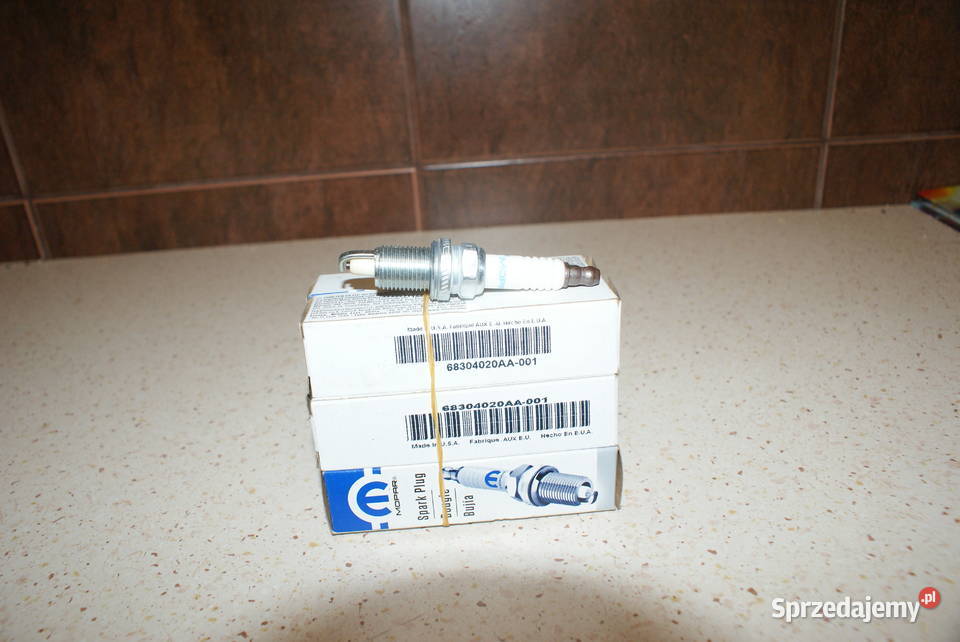 MOPAR 68304020AA ŚWIECA ZAPŁANOWA DOGE osobowe Białobrzegi