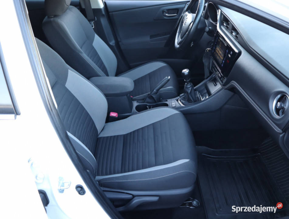 Toyota Auris 16 D4D 4/5 lubelskie