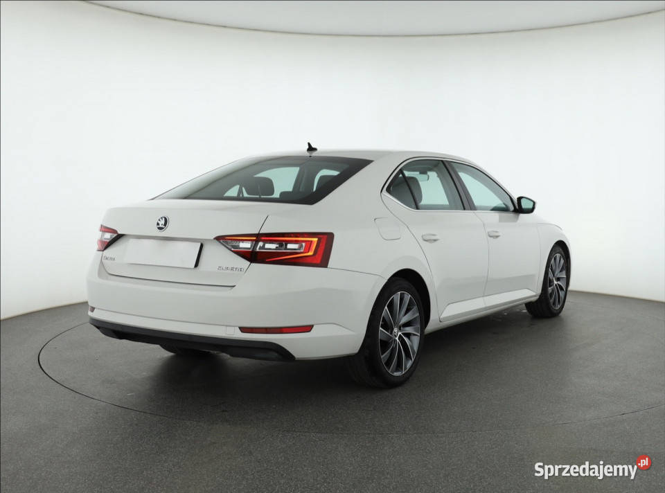 Skoda Superb 16 TDI Sedan / Limuzyna Piaseczno