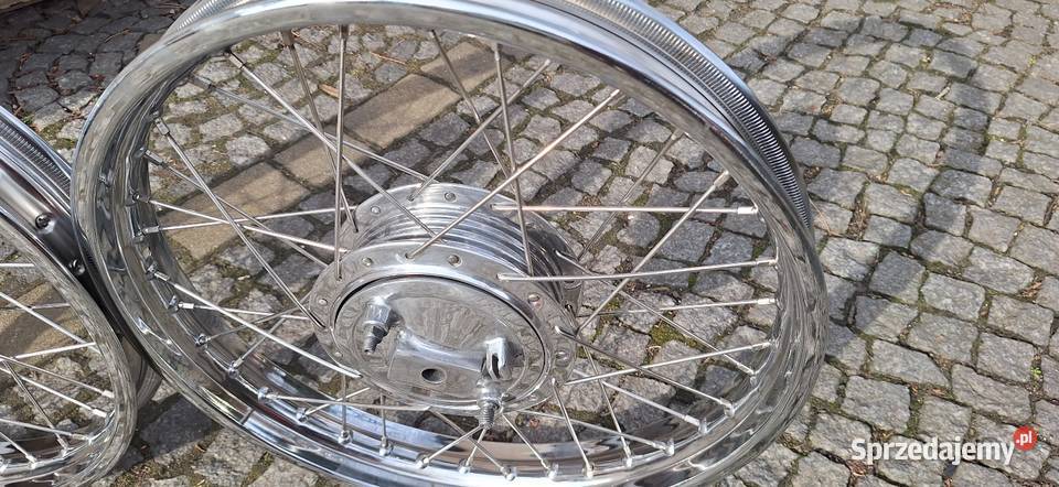 Odrestaurowane koła wsk 175