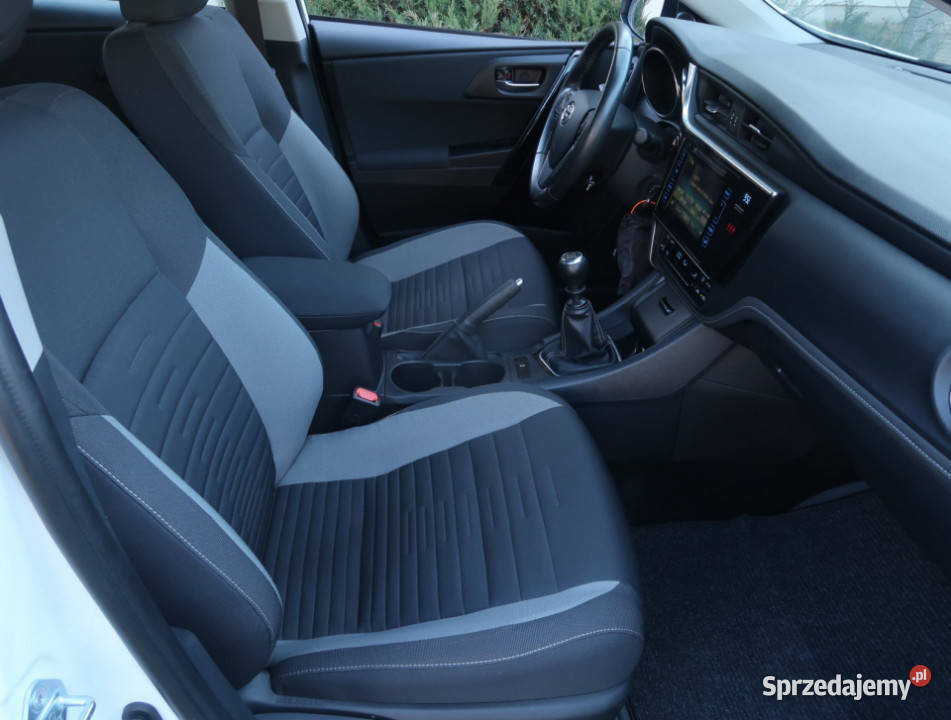 Toyota Auris 16 Valvematic elektryczne szyby