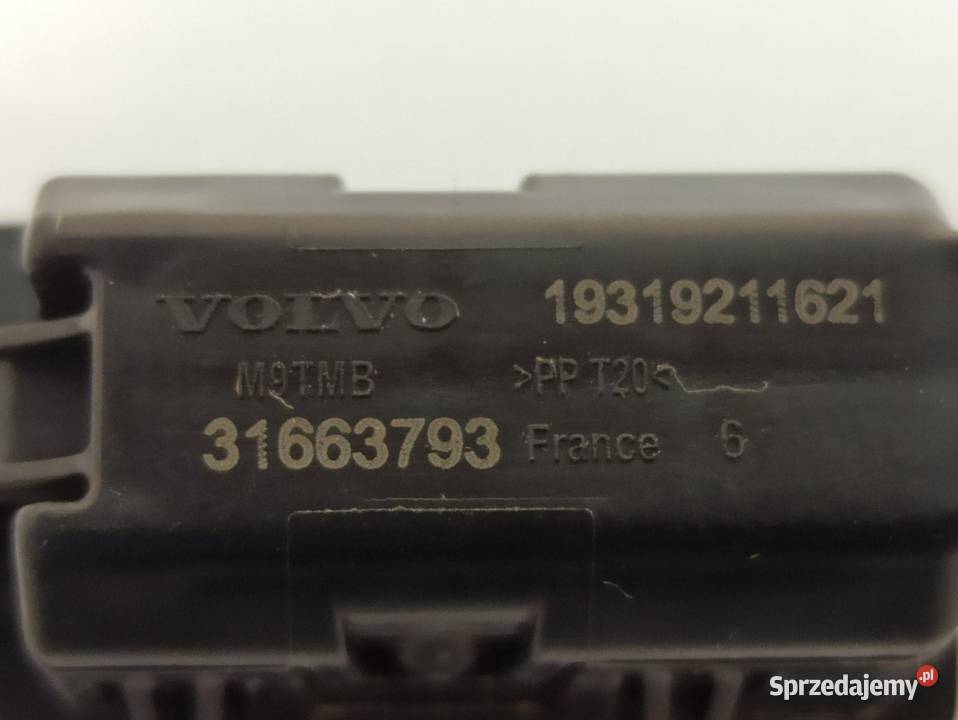 VOLVO V60 XC60 LAMPKA LED 31663793 Oświetlenie kabiny sprzedam