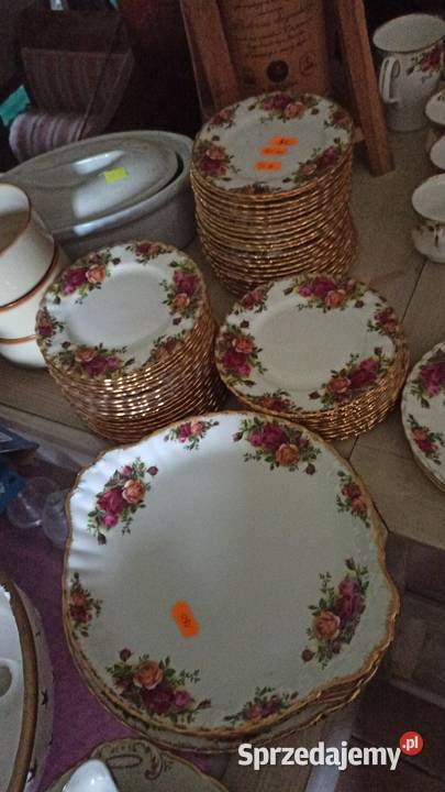 Talerzyk deserowy Old Country Roses
Royal Albert Gdańsk