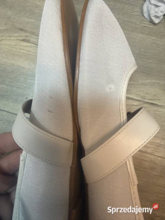 41 Asos Design Białe baleriny z Londynu Nowe