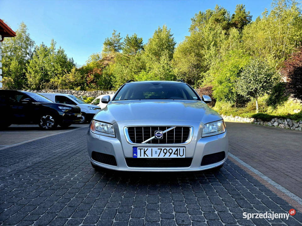 Volvo V70 20 145 Bezwypadek El Klapa Piękny III światła przeciwmgielne Zagnańsk