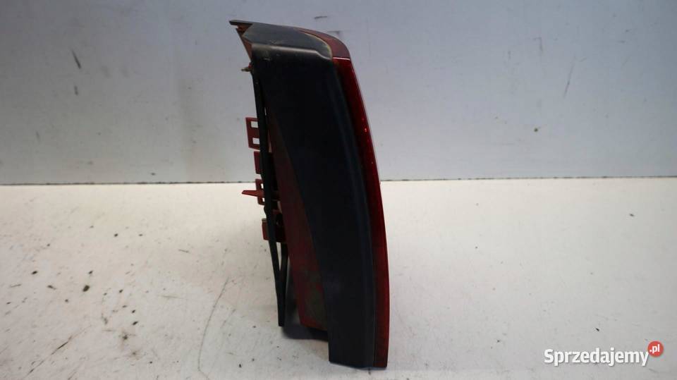 LAMPA PRAWA TYLNA TYŁ VW GOLF IV osobowe sprzedam
