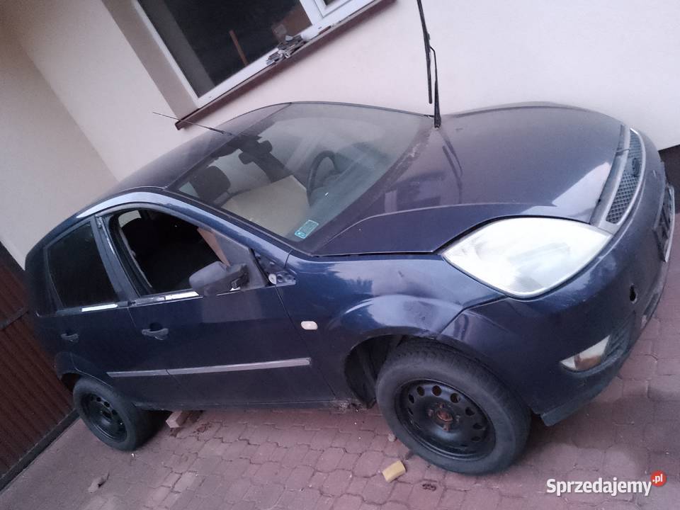 Ford Fiesta z 2005 r silnik 14 benzyna Auto mazowieckie Mińsk Mazowiecki sprzedam