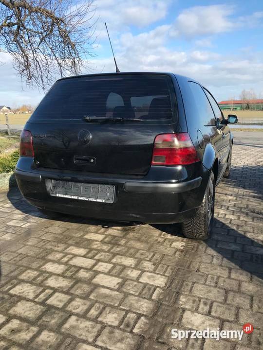 Volkswagen Golf 4 2002r Słaborowice